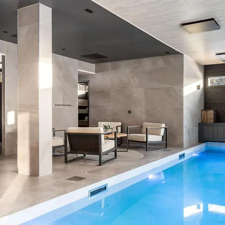 House Of Grey Luxury With Private Pool By Aavalevi Levi