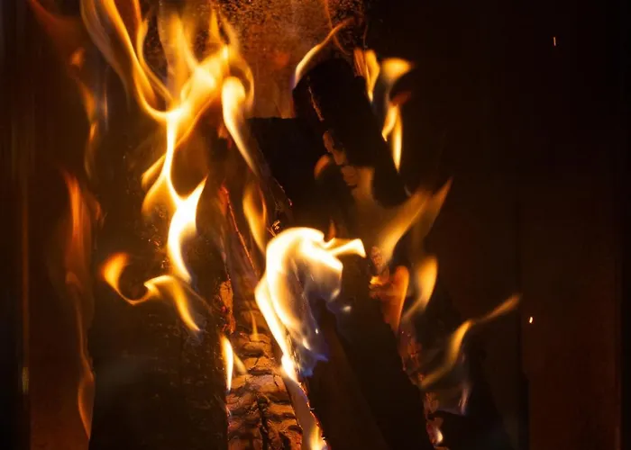 House Of Grey Luxury With Private Pool By Aavalevi